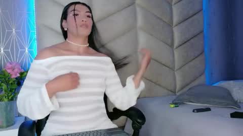 Snapshot of layadoll chatting on 22, 2, 2026 laya online show from 22, 2, 2026