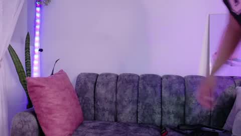 Snapshot of layadoll chatting on 1, 6, 2026 laya online show from 1, 6, 2026