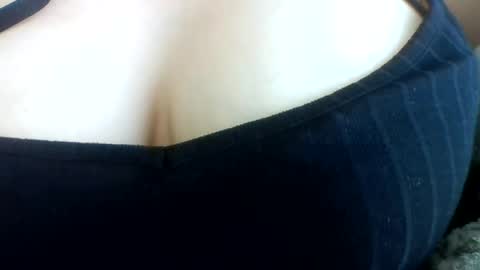 layannalea online show from 9, 7, 2026