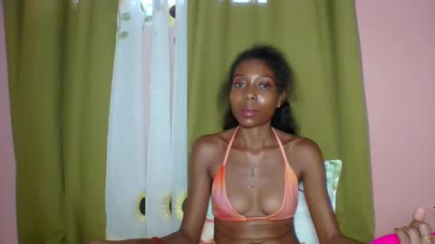 layannek online show from 24, 3, 2026