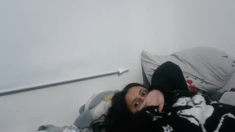 Snapshot of layla_latinax chatting on 6, 11, 2025 Layla online show from 6, 11, 2025