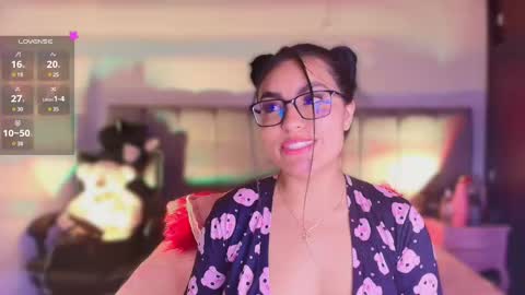 Layla online show from 1, 3, 2025