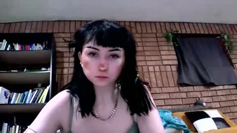 Snapshot of laylakills chatting on 11, 2, 2025 Layla Kills online show from 11, 2, 2025