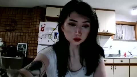 Snapshot of laylakills chatting on 17, 11, 2025 Layla Kills online show from 17, 11, 2025