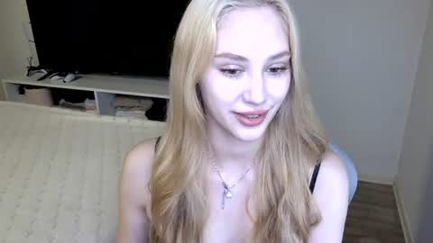 LaylaPretty001 online show from 21, 7, 2026