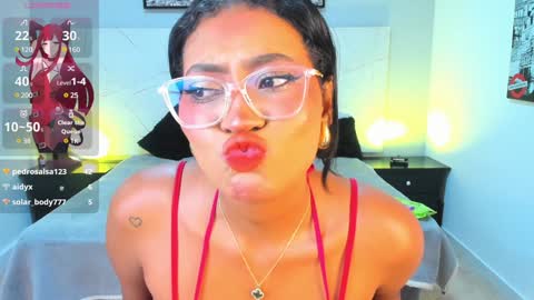 Layla Taylor online show from 5, 1, 2025