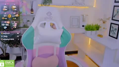 layriantavee online show from 29, 1, 2025