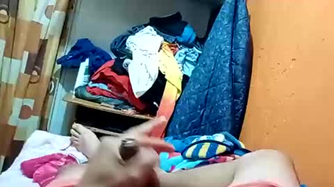 Snapshot of lazyebone chatting on 9, 10, 2025 lazyebone online show from 9, 10, 2025