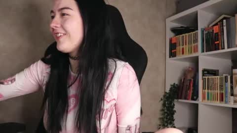 Snapshot of lazynut chatting on 18, 10, 2025 Lisa online show from 18, 10, 2025