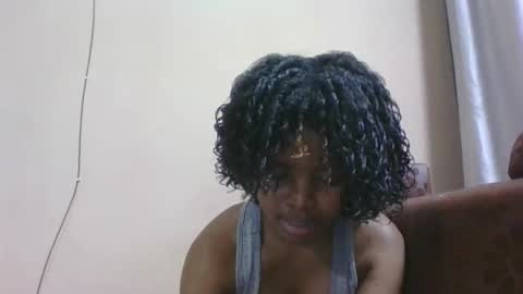 lea96546 online show from 3, 12, 2025