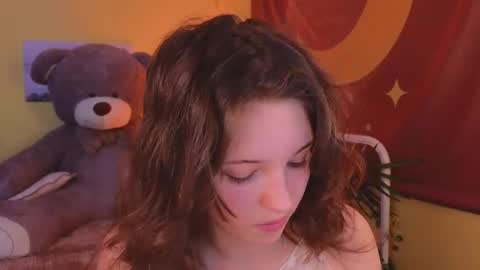 Snapshot of lea_belle_ chatting on 1, 3, 2025 Lea online show from 1, 3, 2025