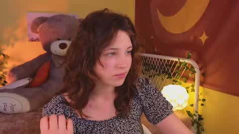 Snapshot of lea_belle_ chatting on 3, 3, 2025 Lea online show from 3, 3, 2025