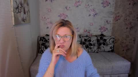 Snapshot of lea_fruit chatting on 30, 12, 2024 Lea online show from 30, 12, 2024