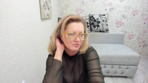 Snapshot of lea_fruit chatting on 28, 1, 2025 Lea online show from 28, 1, 2025