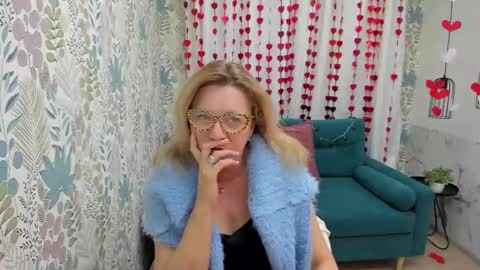 Snapshot of lea_fruit chatting on 18, 2, 2025 Lea online show from 18, 2, 2025