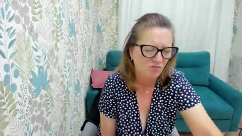 Snapshot of lea_fruit chatting on 13, 9, 2025 Lea online show from 13, 9, 2025