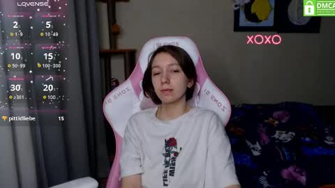 Snapshot of leah__gotty chatting on 3, 12, 2024 Leah Gotty online show from 3, 12, 2024