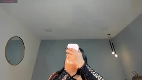 leahlombardi_ online show from 10, 3, 2026