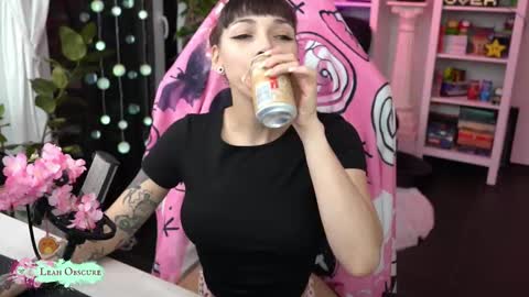 Leah online show from 9, 10, 2025