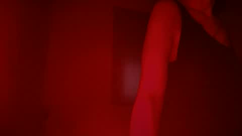 Snapshot of leahsweetvibe chatting on 17, 9, 2025 Sweet Fire online show from 17, 9, 2025