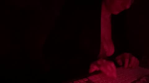 Snapshot of leahsweetvibe chatting on 28, 10, 2025 Sweet Fire online show from 28, 10, 2025