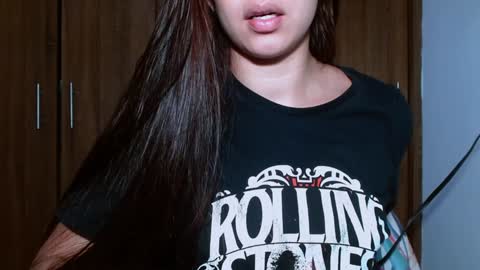 Snapshot of leanaalhub chatting on 1, 2, 2025 leanaalhub online show from 1, 2, 2025