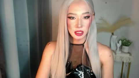 Miss Candy online show from 6, 6, 2026