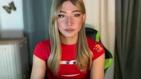 Miss Candy online show from 9, 8, 2026