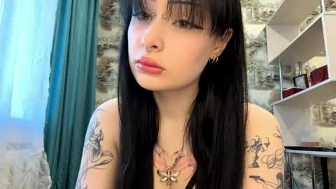 Kiki online show from 16, 4, 2026