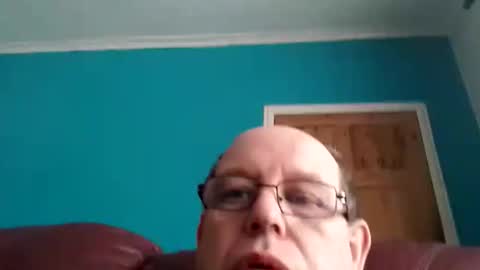 Snapshot of leatherpants68 chatting on 14, 9, 2025 leatherpants68 online show from 14, 9, 2025