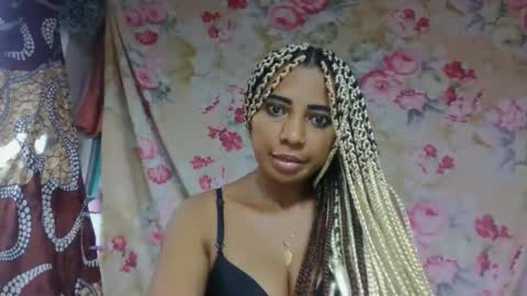 leatianaa online show from 27, 5, 2026