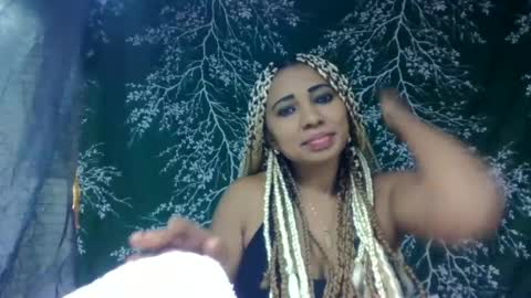 leatianaa online show from 22, 6, 2026