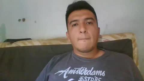 leche_dura122 online show from 18, 1, 2025