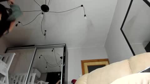 Anna  online show from 17, 2, 2026