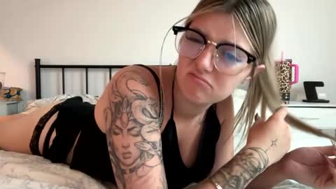 leeannerose online show from 26, 5, 2026
