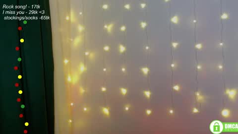 Snapshot of leia_bell chatting on 15, 5, 2026 hey Im Leia and I love rock online show from 15, 5, 2026