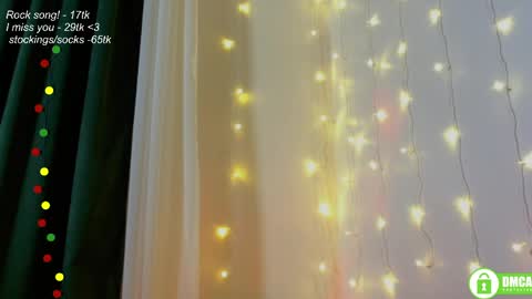 Snapshot of leia_bell chatting on 22, 5, 2026 hey Im Leia and I love rock online show from 22, 5, 2026