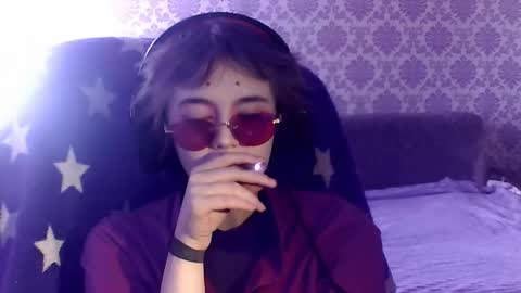 Snapshot of leigharedcross chatting on 4, 2, 2026 Viola online show from 4, 2, 2026