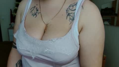 Snapshot of leila_beayte_ chatting on 27, 1, 2025 Leila online show from 27, 1, 2025