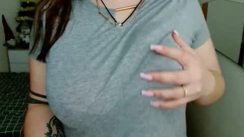 Snapshot of leila_beayte_ chatting on 15, 2, 2025 Leila online show from 15, 2, 2025