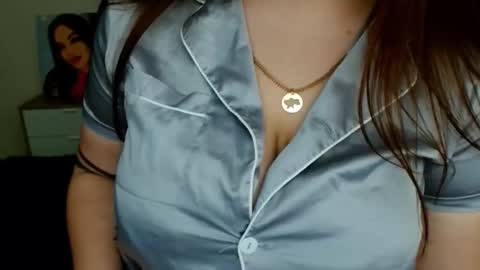 Snapshot of leila_beayte_ chatting on 10, 9, 2025 Leila online show from 10, 9, 2025