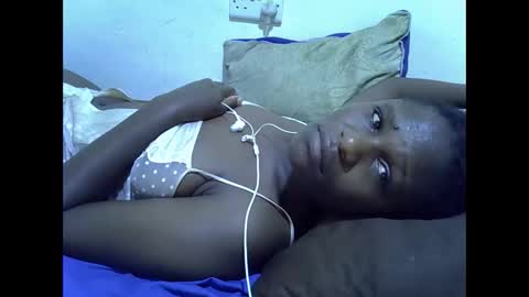 leilacuty13 online show from 16, 10, 2025