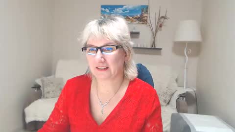 Leila Kinky online show from 18, 2, 2025