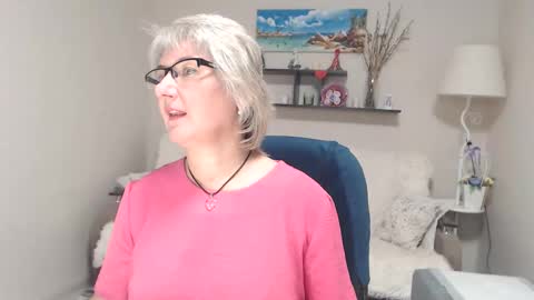 Leila Kinky online show from 10, 10, 2025