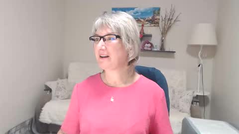 Leila Kinky online show from 14, 11, 2025