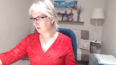 Leila Kinky online show from 11, 4, 2026