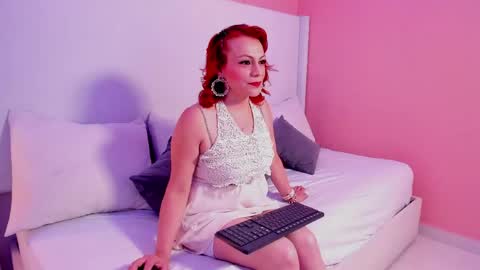 Leloo  online show from 17, 5, 2026