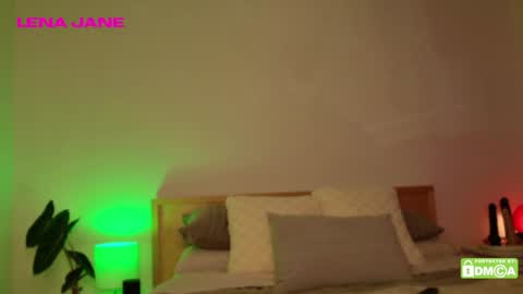 Snapshot of lenajane_xx chatting on 25, 12, 2024 lenajane_xx online show from 25, 12, 2024