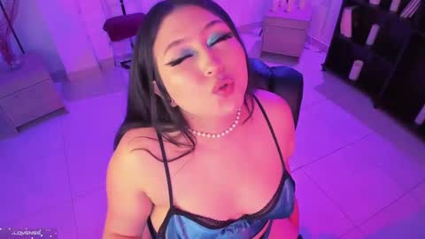 Lenna Kang online show from 26, 1, 2025