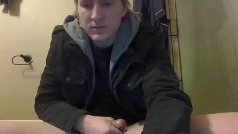 lenewton2004 online show from 22, 1, 2025